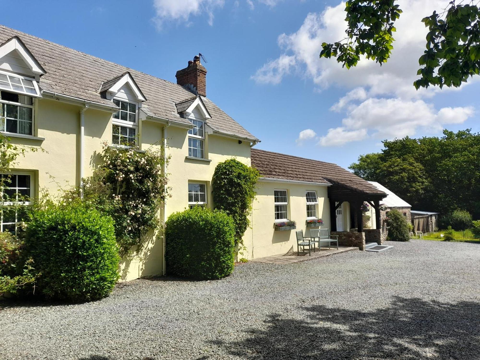 North Headborough Bed & Breakfast Haverfordwest Exterior foto